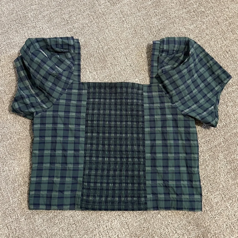 Madewell Green and Navy Plaid Puff Sleeve Crop Top